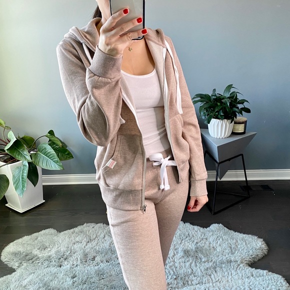 ginboutique Tops - ◾️KOLA Jogger Set Mocha